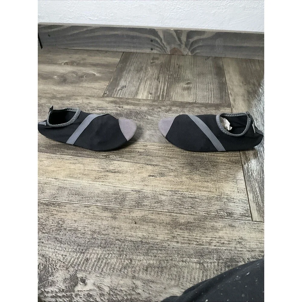 FitKicks Live Well Women Large Foldable Barefoot Yoga Comfort Shoe Slip On Black